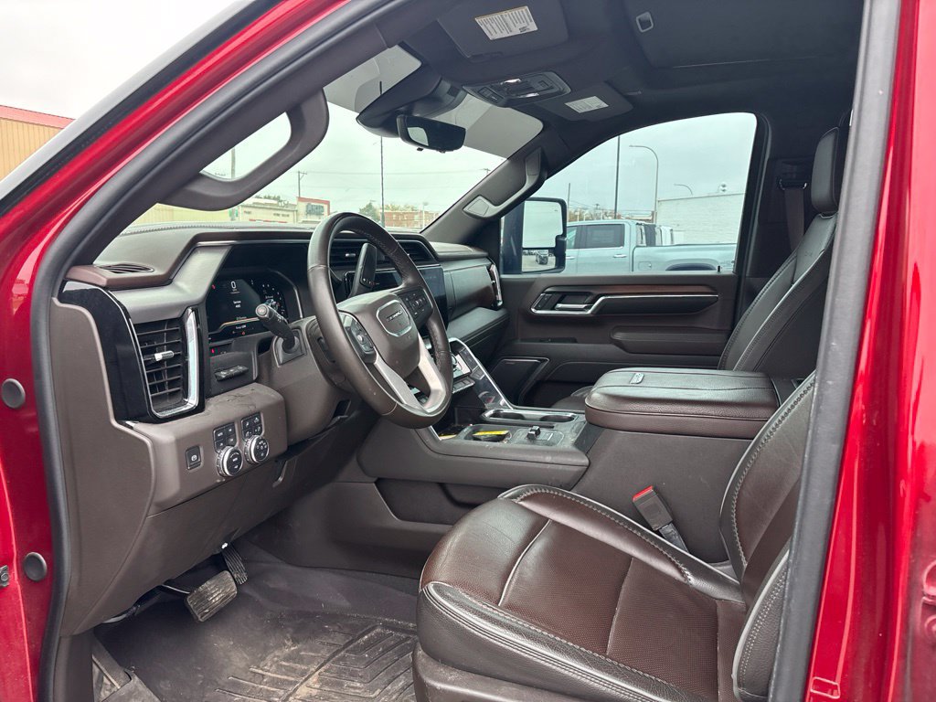 Used 2024 GMC Sierra 2500 Denali w/ Denali Reserve Package AWD/4WD image 14