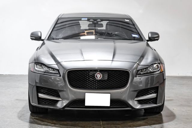 Used 2016 Jaguar XF R-Sport RWD image 7