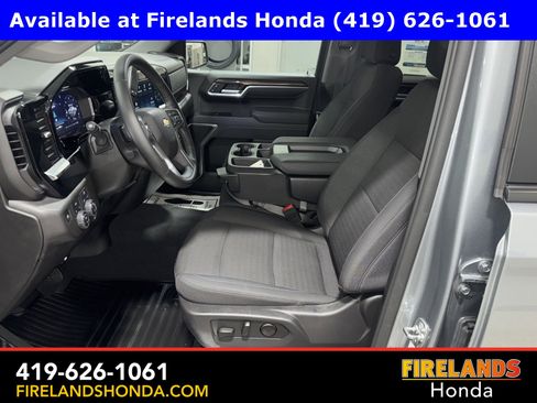 Used 2025 Chevrolet Silverado 1500 LT image 17