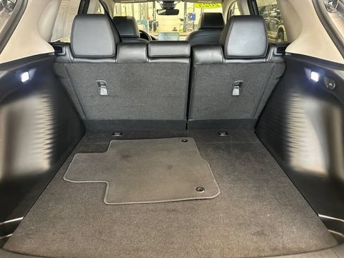 Used 2025 Honda HR-V EX-L image 16