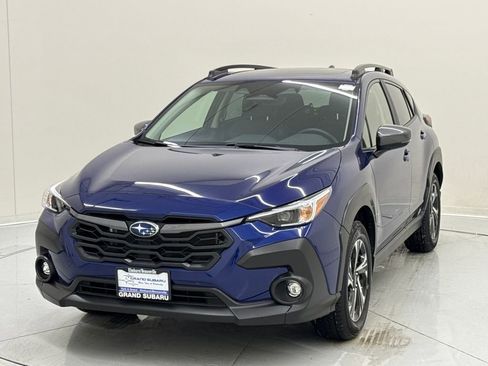 Certified 2025 Subaru Crosstrek 2.0i Premium image 1