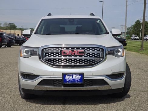 Used 2018 GMC Acadia Denali w/ Technology Package AWD/4WD image 14