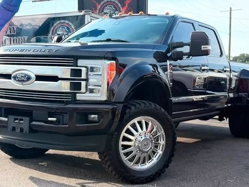 Used 2019 Ford F450 Limited w/ FX4 Off-Road Package AWD/4WD image 4
