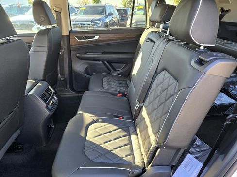 New 2026 Volkswagen Atlas SEL Premium R-Line image 7