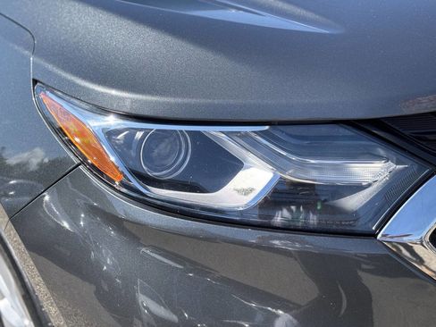 Used 2020 Chevrolet Equinox LT image 38