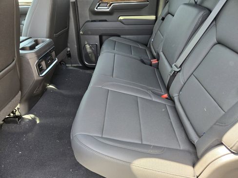 New 2025 GMC Sierra 1500 Elevation w/ Elevation Premium Package image 8