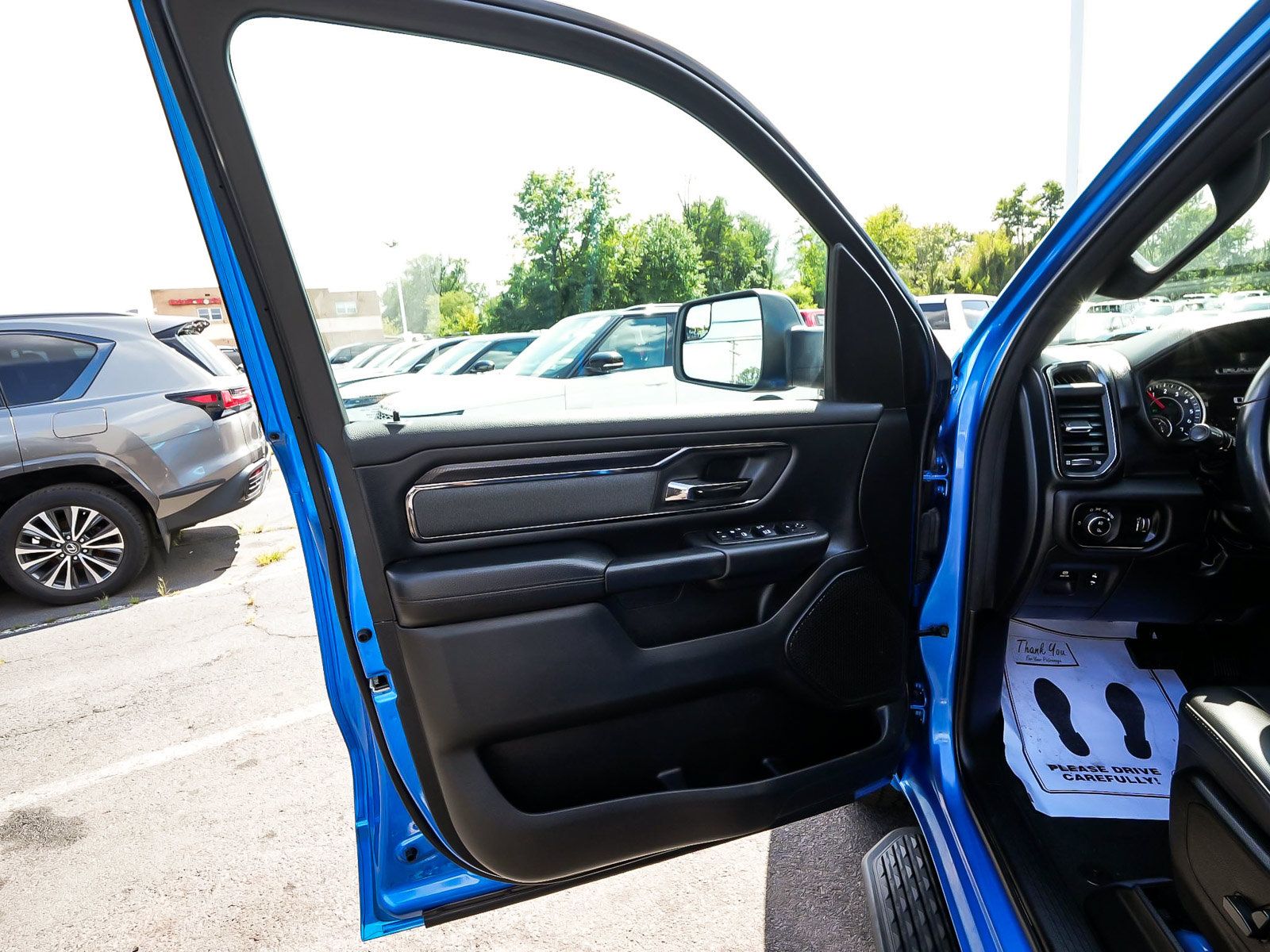 Used 2023 RAM 1500 Big Horn AWD/4WD image 11