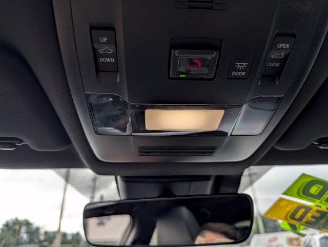 Used 2024 Lexus UX 250h FWD image 24