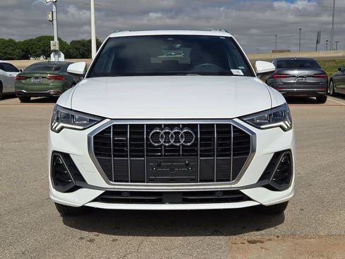 Certified 2025 Audi Q3 2.0T Premium AWD/4WD image 10