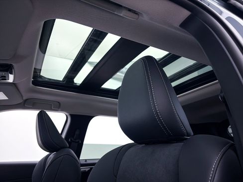 New 2026 Mitsubishi Outlander AWD image 12