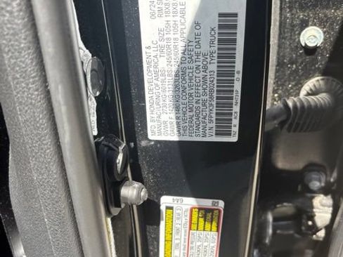 Used 2024 Honda Ridgeline RTL image 11