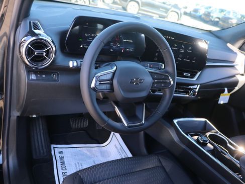 New 2026 Chevrolet Equinox LT w/ Midnight Edition image 15