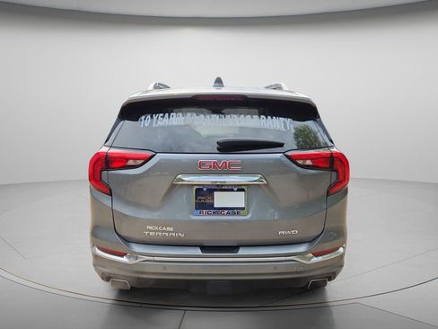 Used 2019 GMC Terrain Denali w/ Advanced Safety Package AWD/4WD image 5