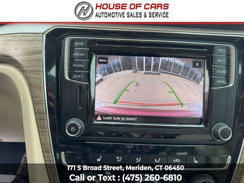 Used 2017 Volkswagen Passat 1.8T SE image 33