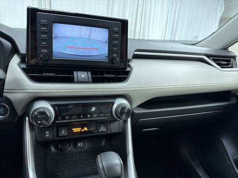 Used 2019 Toyota RAV4 XLE w/ Convenience Package AWD/4WD image 21