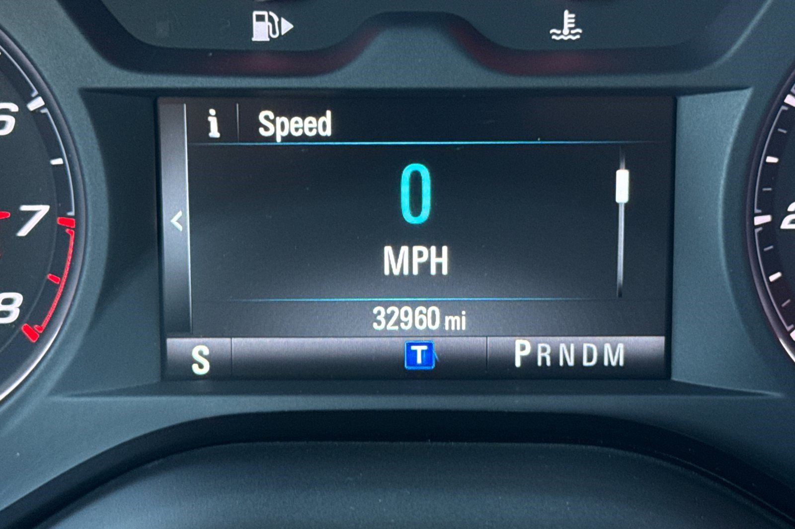 Used 2016 Chevrolet Camaro LT RWD image 23