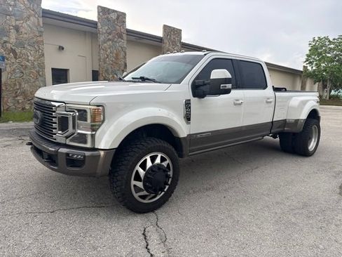 Used 2020 Ford F450 King Ranch w/ King Ranch Ultimate Package AWD/4WD image 2
