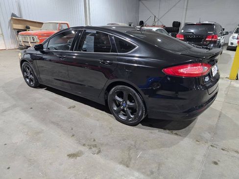 Used 2013 Ford Fusion SE FWD image 8