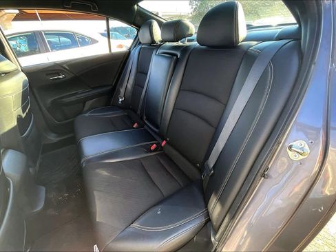Used 2016 Honda Accord Sport image 20