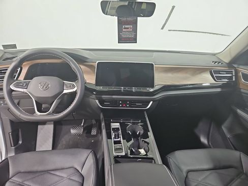 New 2026 Volkswagen Atlas SE AWD/4WD image 12