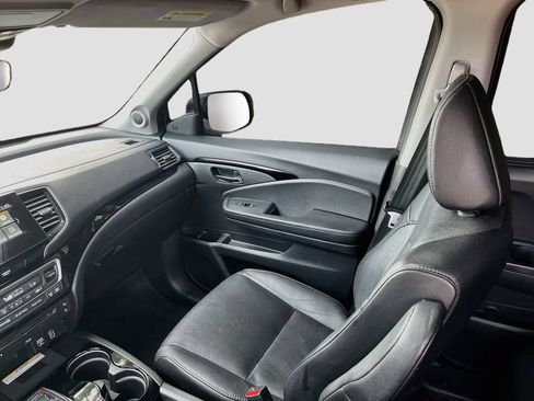 Used 2019 Honda Pilot Elite image 24