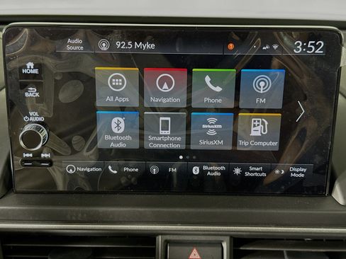 New 2025 Honda Pilot Touring image 17