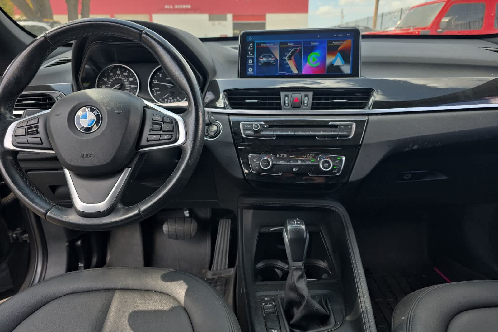 Used 2017 BMW X1 xDrive28i AWD/4WD image 4
