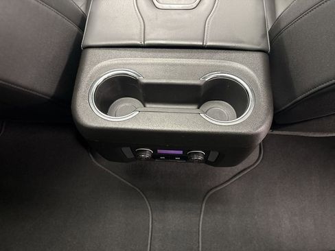 Used 2023 Chevrolet Tahoe Z71 w/ Luxury Package image 28