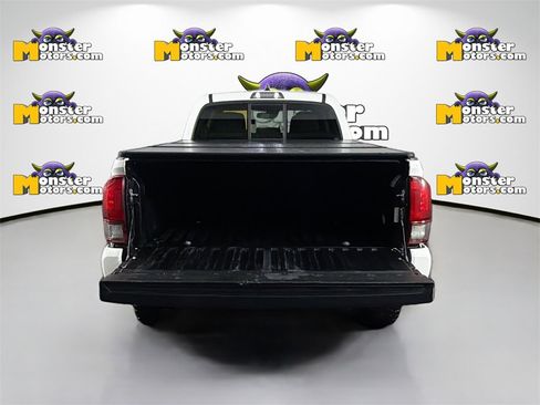 Used 2021 Toyota Tacoma TRD Sport image 22