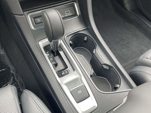 Certified 2025 Subaru Ascent Limited w/ Popular Package #1 image 25