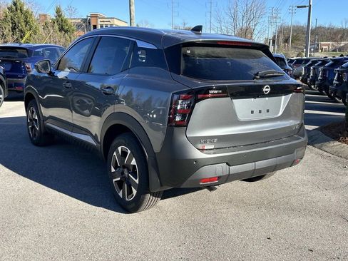 New 2026 Nissan Kicks SV w/ SV Premium Package AWD/4WD image 5
