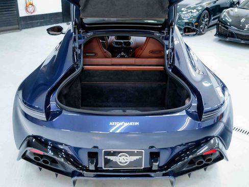 Used 2020 Aston Martin V8 Vantage Coupe image 68