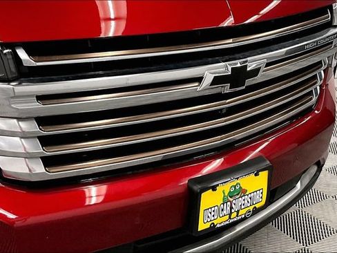 Used 2024 Chevrolet Tahoe High Country AWD/4WD image 35