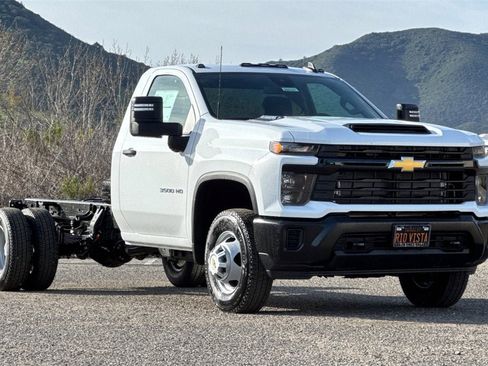 New 2026 Chevrolet Silverado 3500 W/T w/ WT Convenience Package image 2
