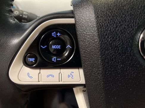 Used 2018 Toyota Prius Prime Premium image 45