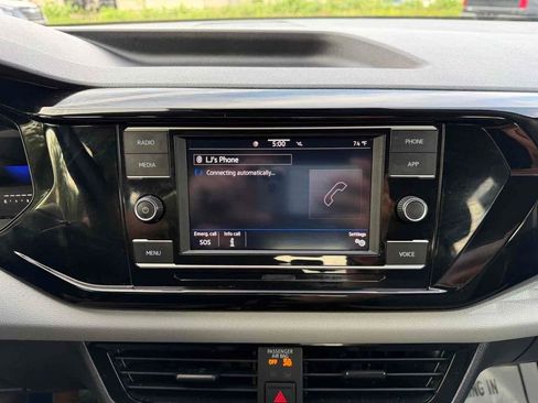 Used 2024 Volkswagen Taos S image 27