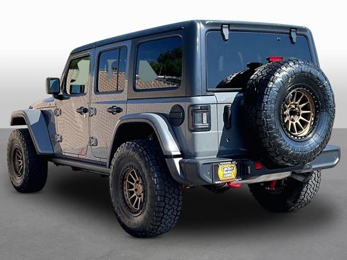 Used 2018 Jeep Wrangler Unlimited Rubicon AWD/4WD image 11