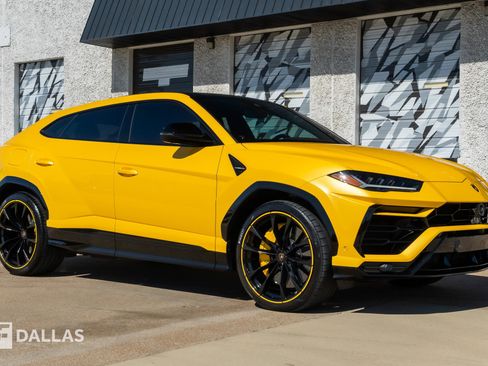 Used 2021 Lamborghini Urus image 18