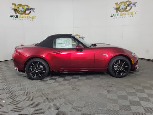 New 2026 MAZDA MX-5 Miata Grand Touring w/ Appearance Package image 10