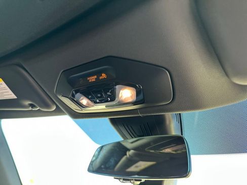 Used 2025 BMW 440i xDrive Convertible w/ Premium Package image 31