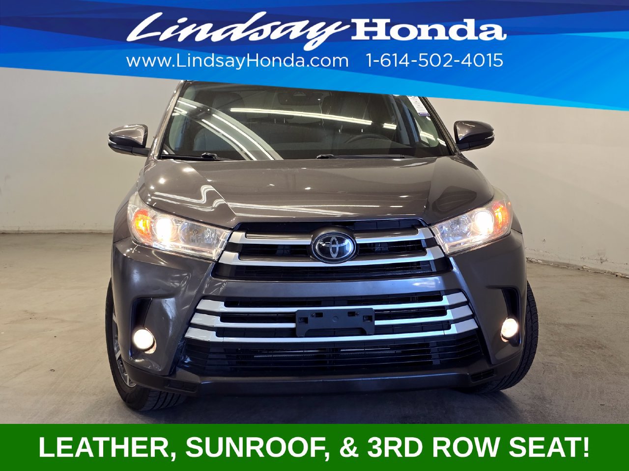 Used 2018 Toyota Highlander XLE AWD/4WD image 2