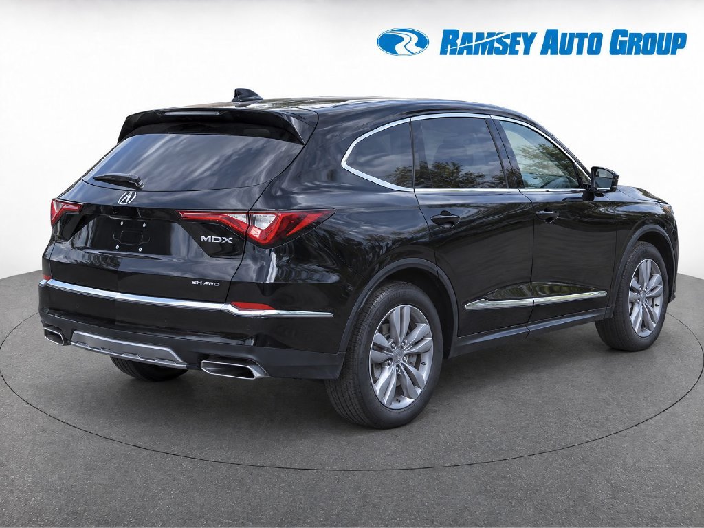 Used 2025 Acura MDX SH-AWD image 4