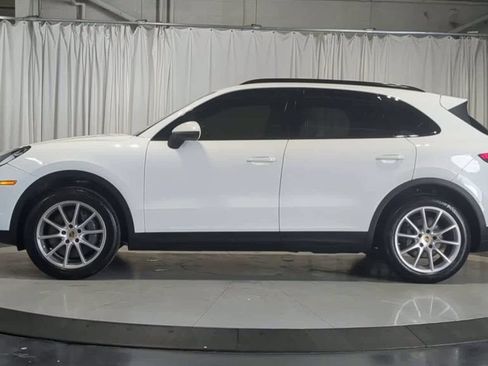 Used 2019 Porsche Cayenne S AWD/4WD image 5