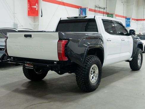 Used 2024 Toyota Tundra Limited image 8