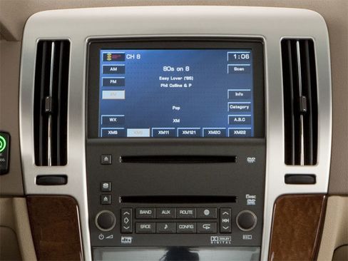 Used 2010 Cadillac STS AWD image 13