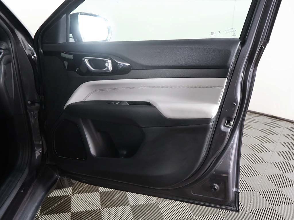 Used 2024 Jeep Compass Limited AWD/4WD image 22