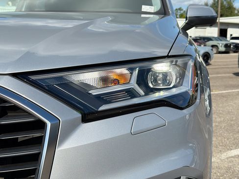 Used 2022 Audi Q7 Premium Plus w/ Premium Plus Package image 9