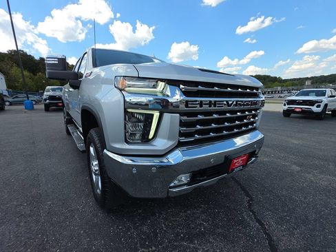 Used 2023 Chevrolet Silverado 3500 LTZ w/ LTZ Plus Package AWD/4WD image 12