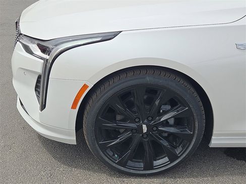 New 2025 Cadillac CT4 Premium Luxury image 12