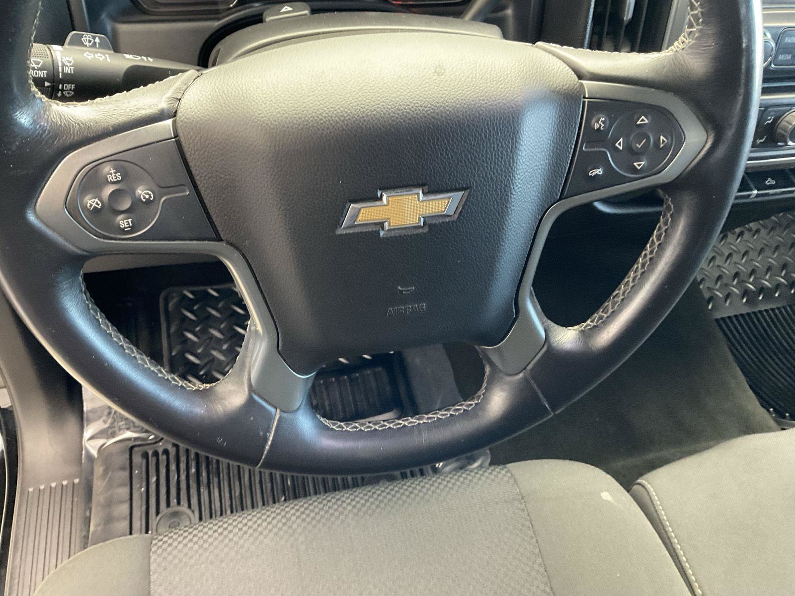 Used 2017 Chevrolet Silverado 1500 LT w/ All Star Edition AWD/4WD image 25